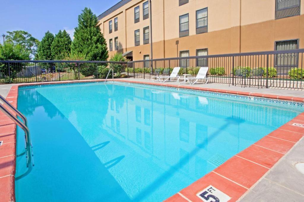 Hampton Inn Hixson Eksteriør billede